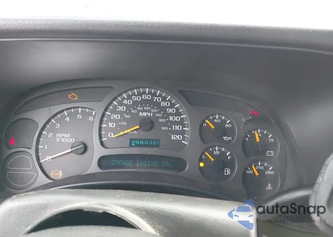 2004 Chevrolet Silverado 1500 Work Truck z USA, uszkodzony, nr VIN 1GCEC19X24Z327195